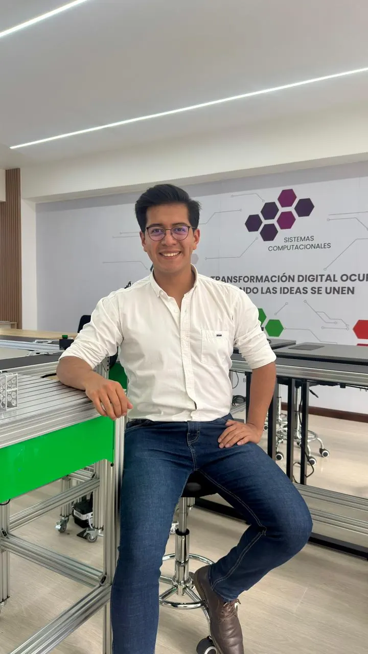 Andrés Abad